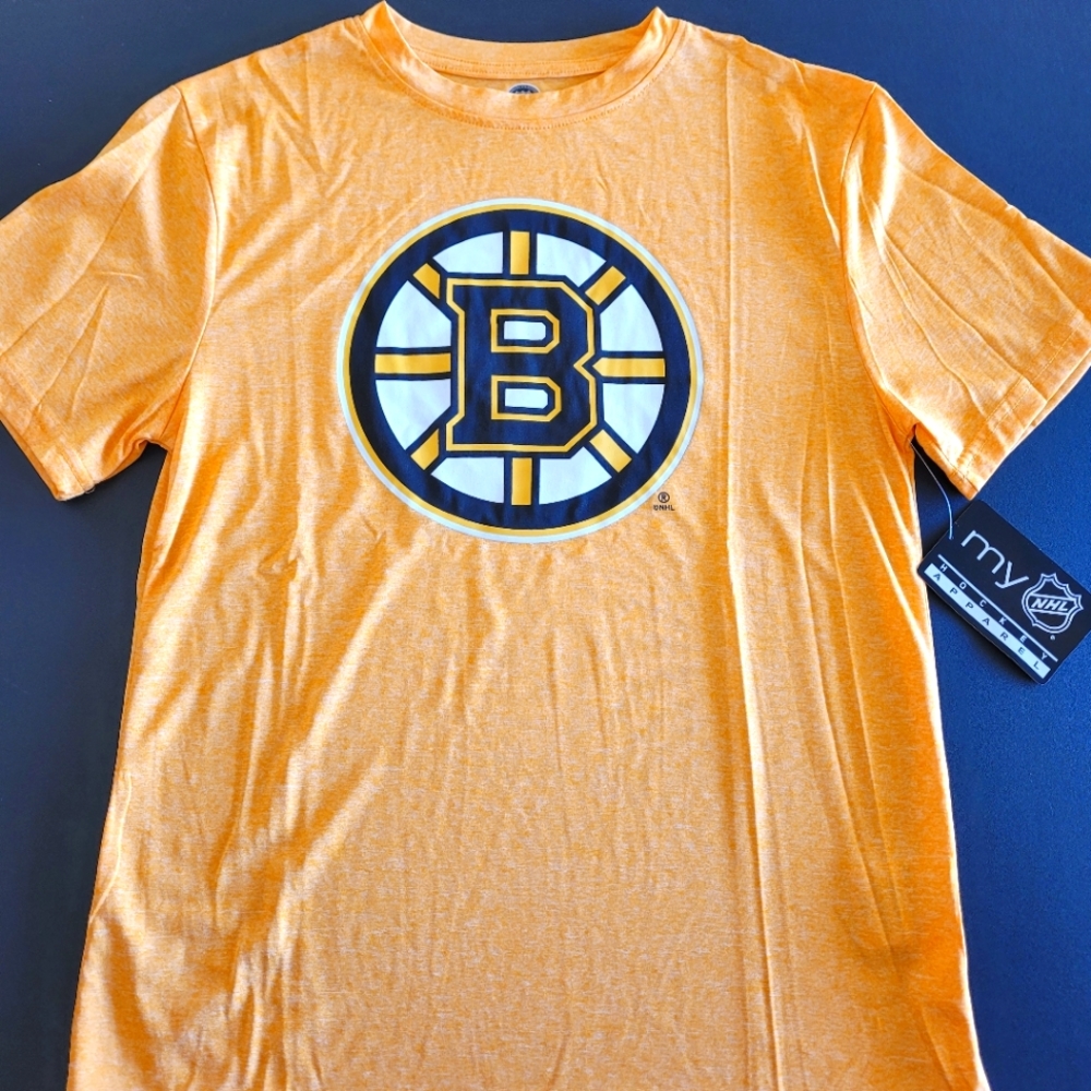 Bruins shirt boy's large